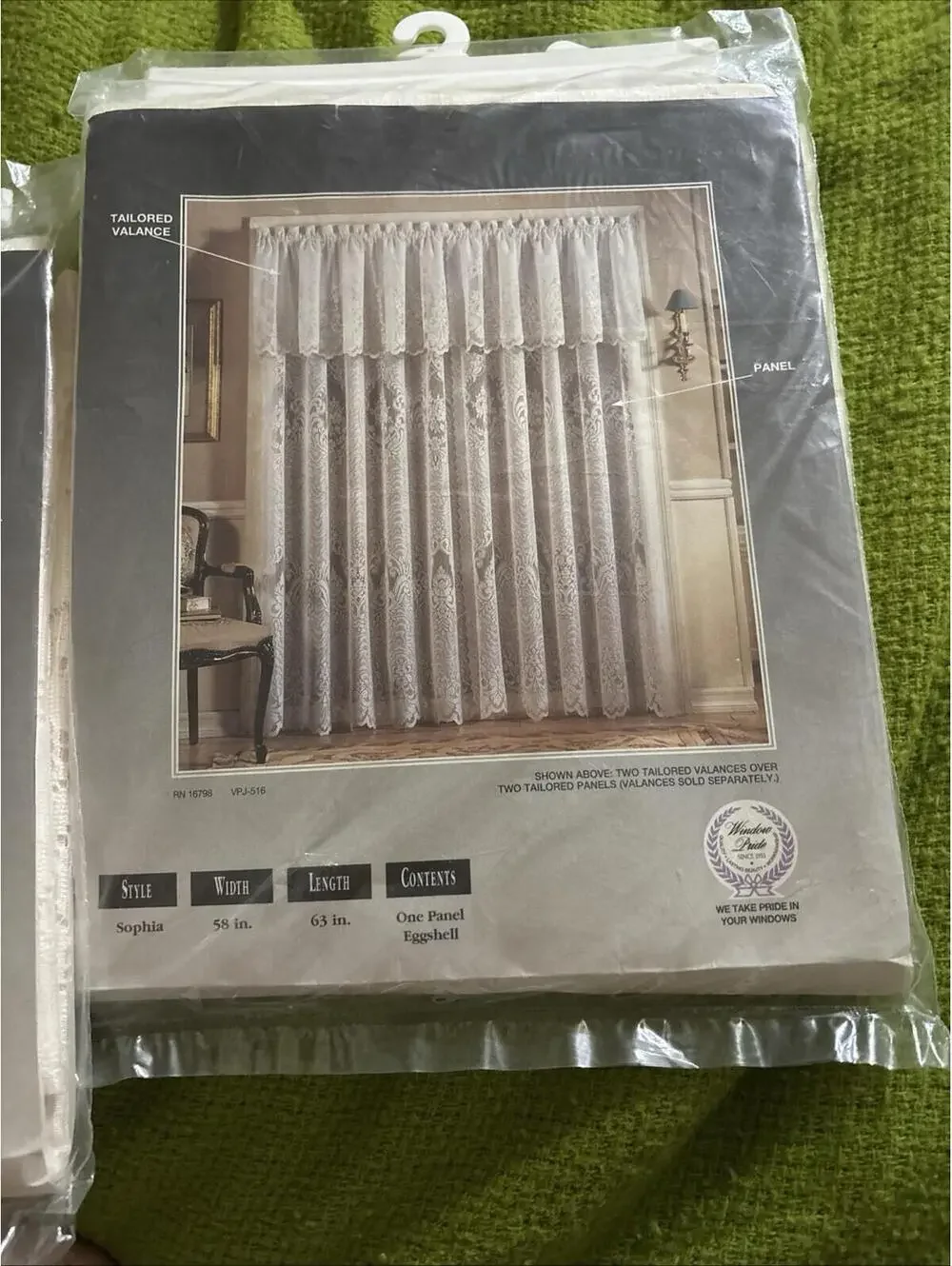 Vintage Window Pride 2 Panels Lace White 60
